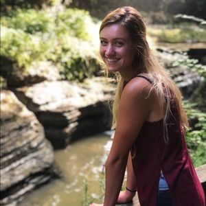 Meet your Posher, Kenz